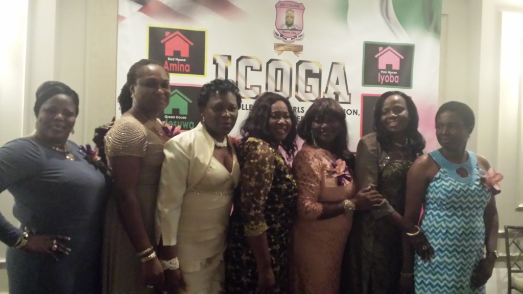 A cross section of members of Idia College Old Girls  Association, North America at their annual ball.